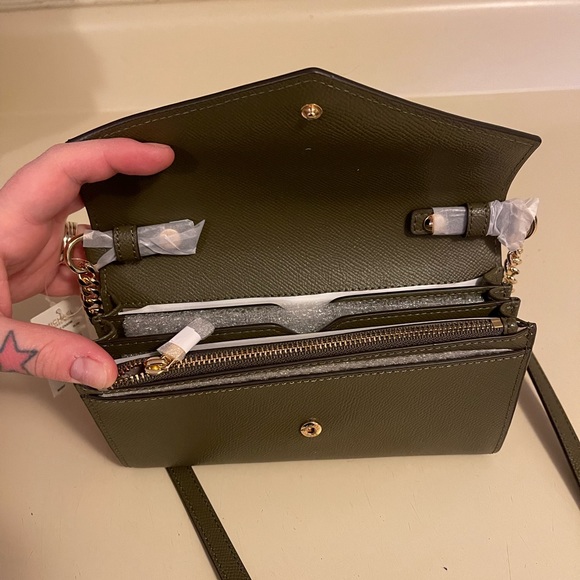 NWT!! Michael Kors Large Crossgrain Leather Smartphone Convertible Crossbody Bag - Picture 6 of 6